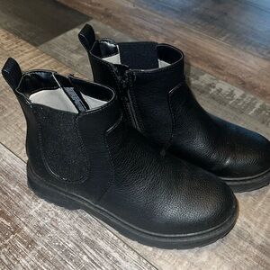 Girls leather booties